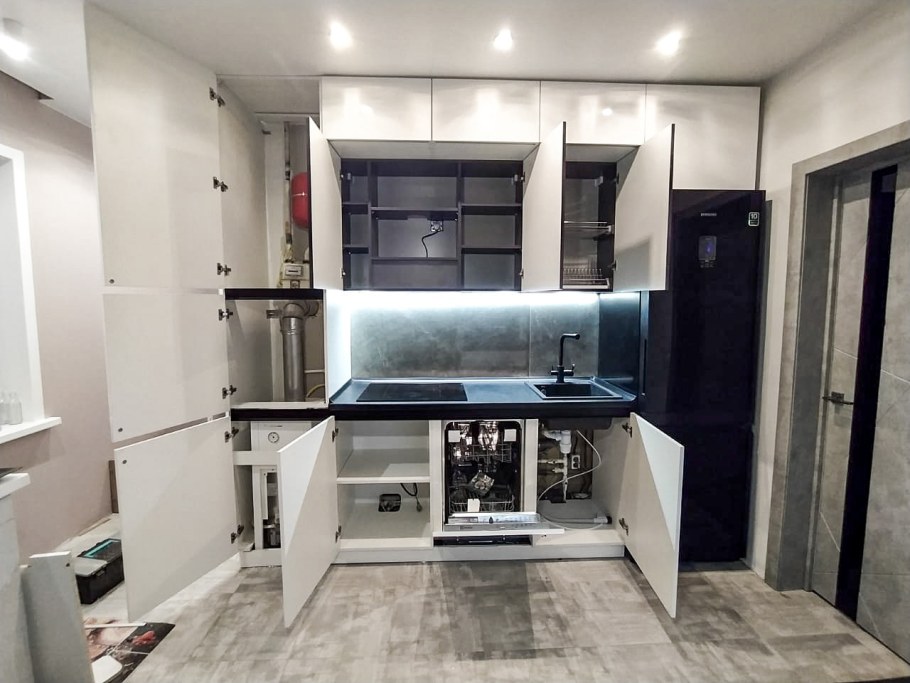 Лучшая мебель в студию