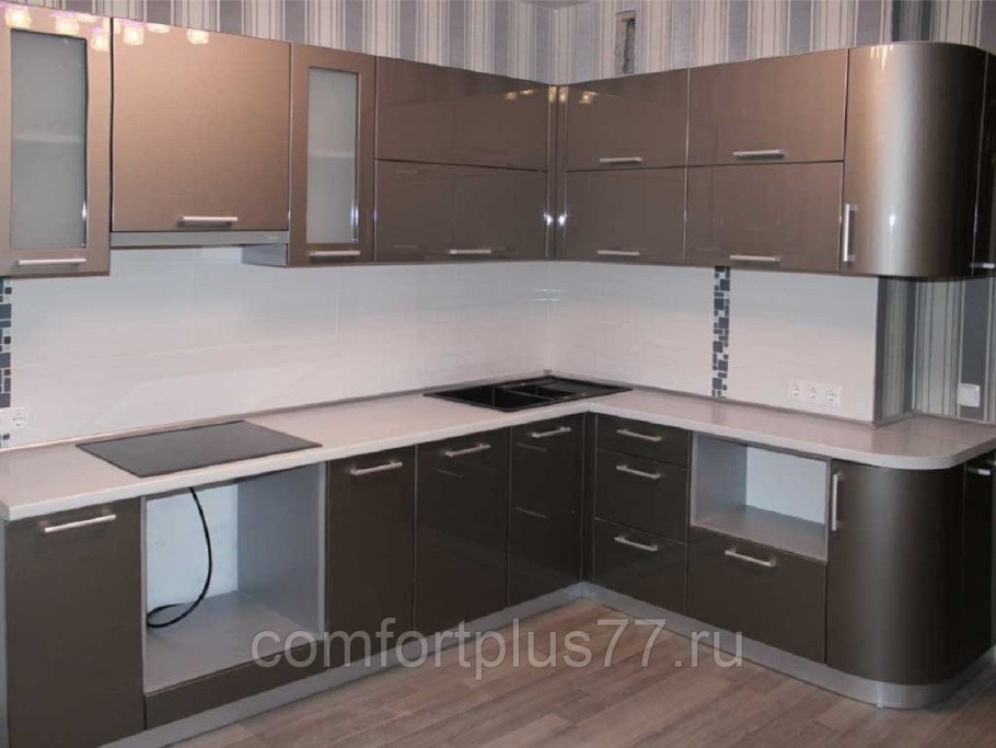 Угловые кухни