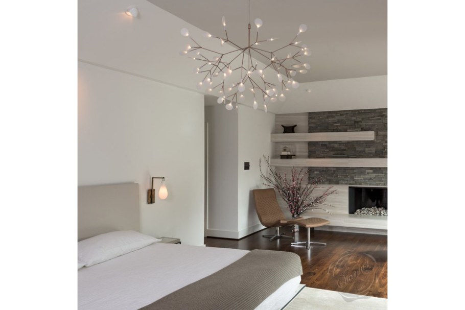 Люстры в интерьере спальни