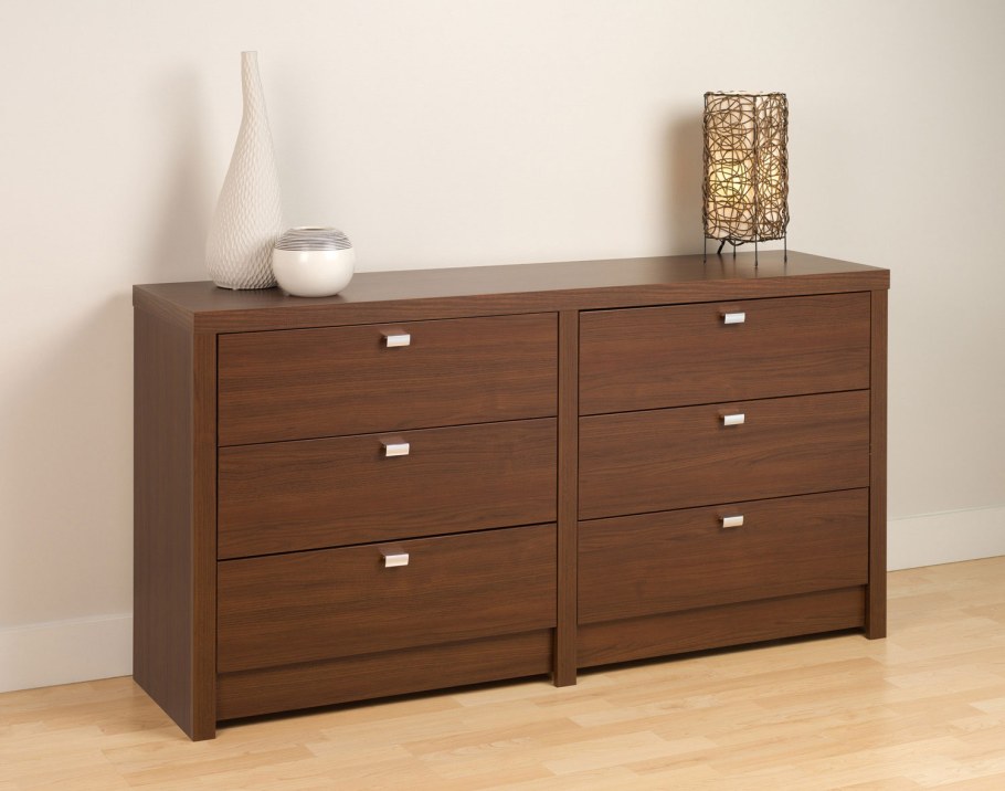 Красивый большой комод