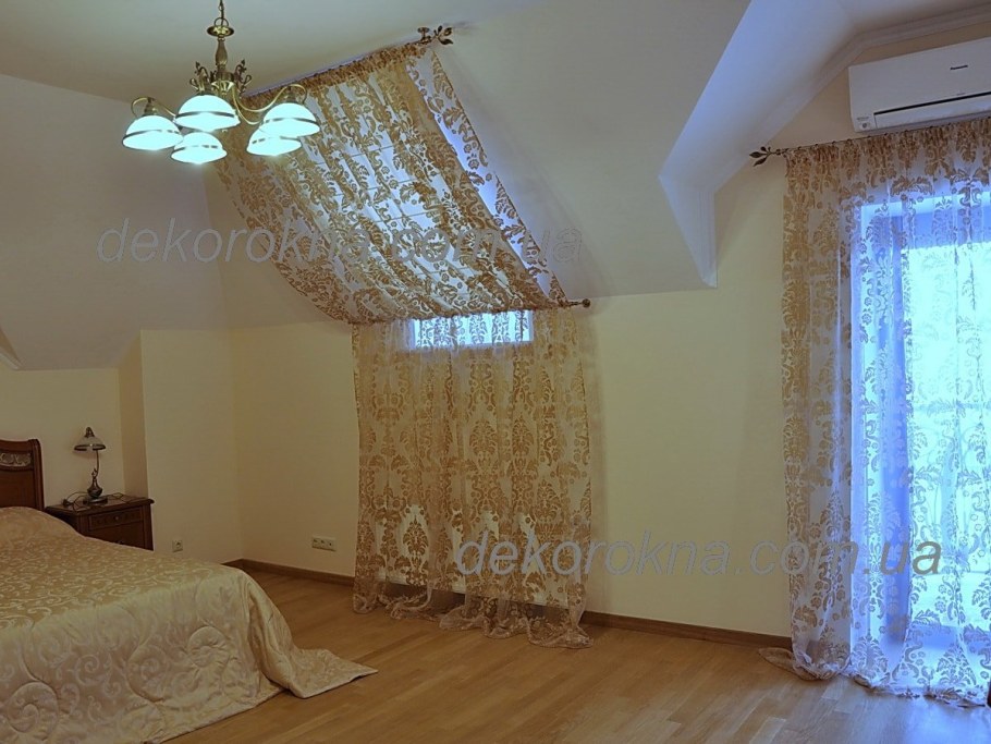Тюль на мансардное окно