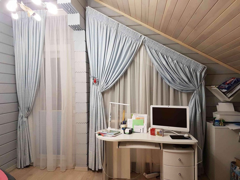 Шторы на наклонные окна