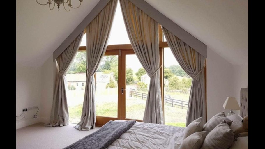 Шторы на треугольные окна