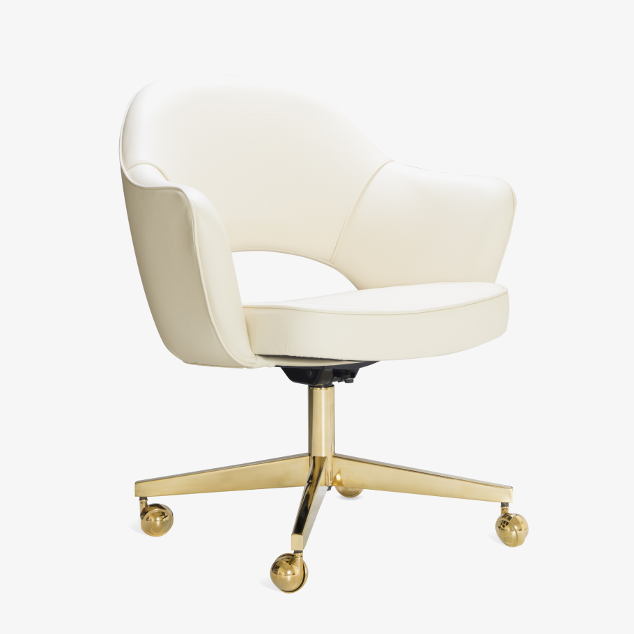 Saarinen Executive Arm Chair with Swivel Base реплика