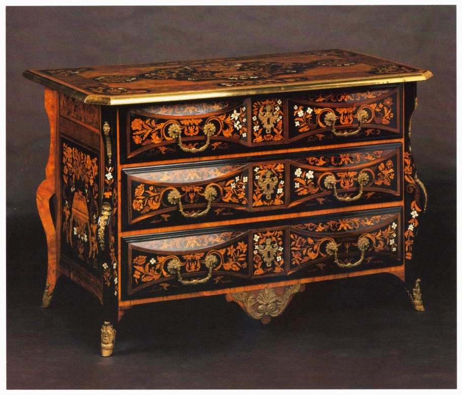 17-19 Век. Italian 1860, Mahogany, Stainwood and Tulipwood Marquetry.