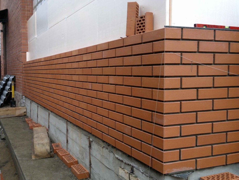 Кладка кирпича облицовка