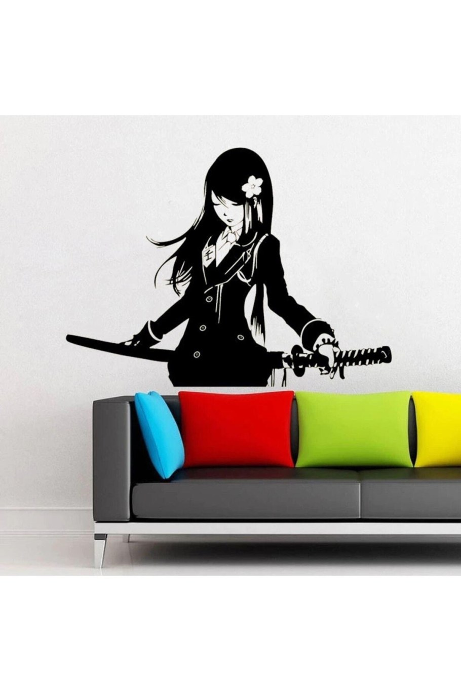 Наклейка аниме японка на стену