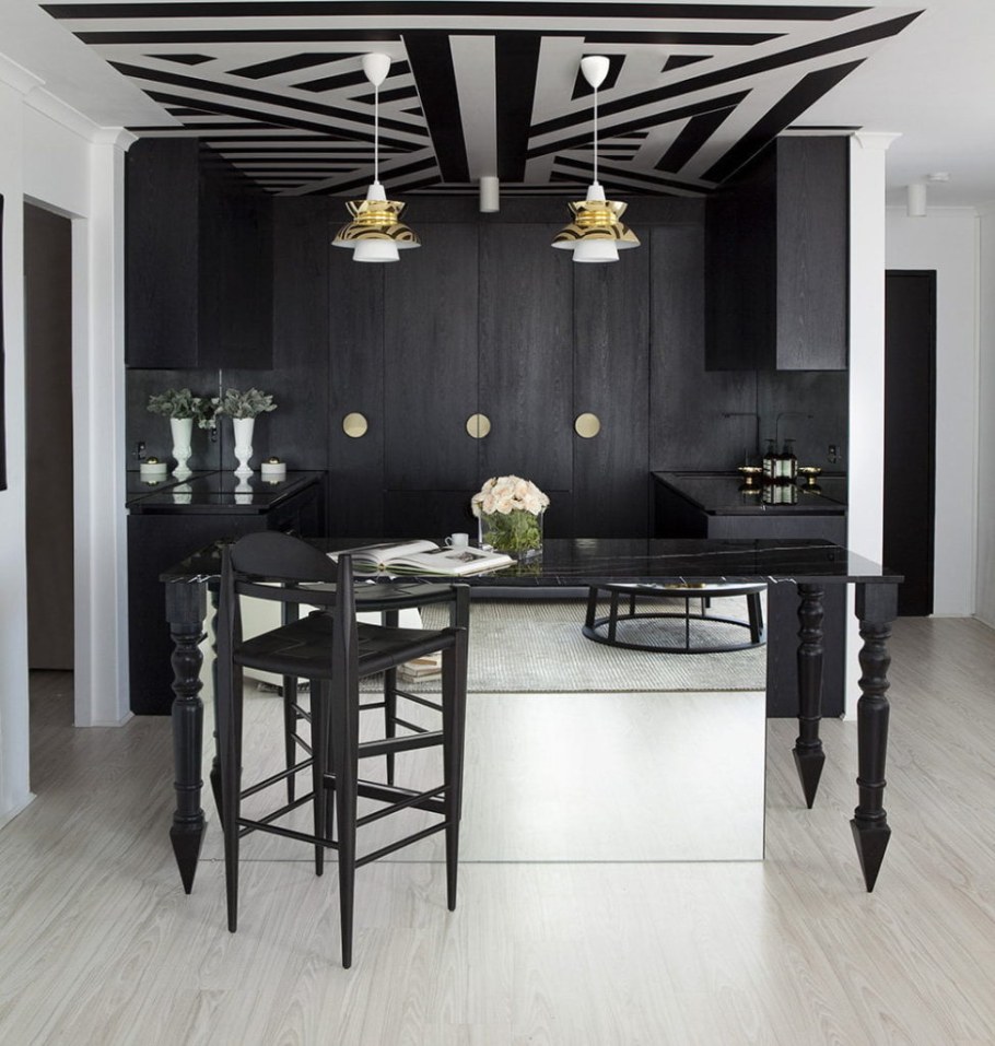 Чёрный потолок в интерьере