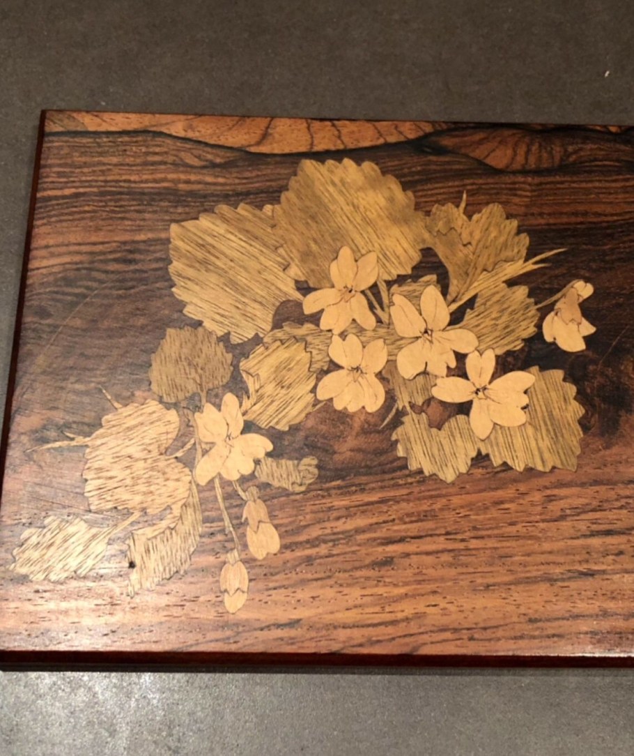 Маркетри геометрия