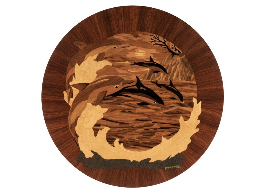 Аппликация из шпона дерева