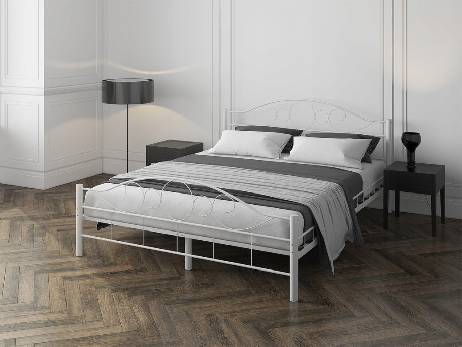 Кровать металлическая двуспальная белая