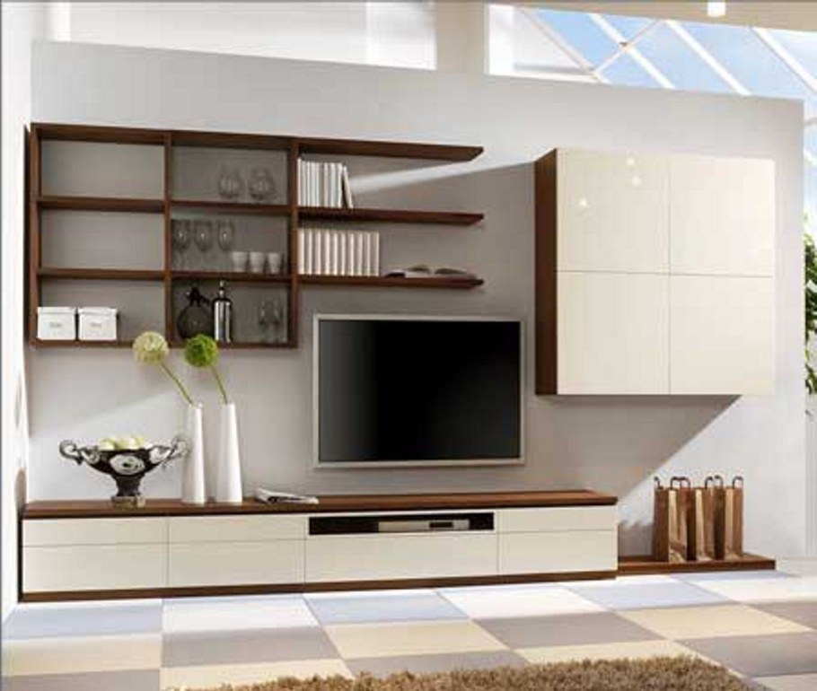 Стенка с полками