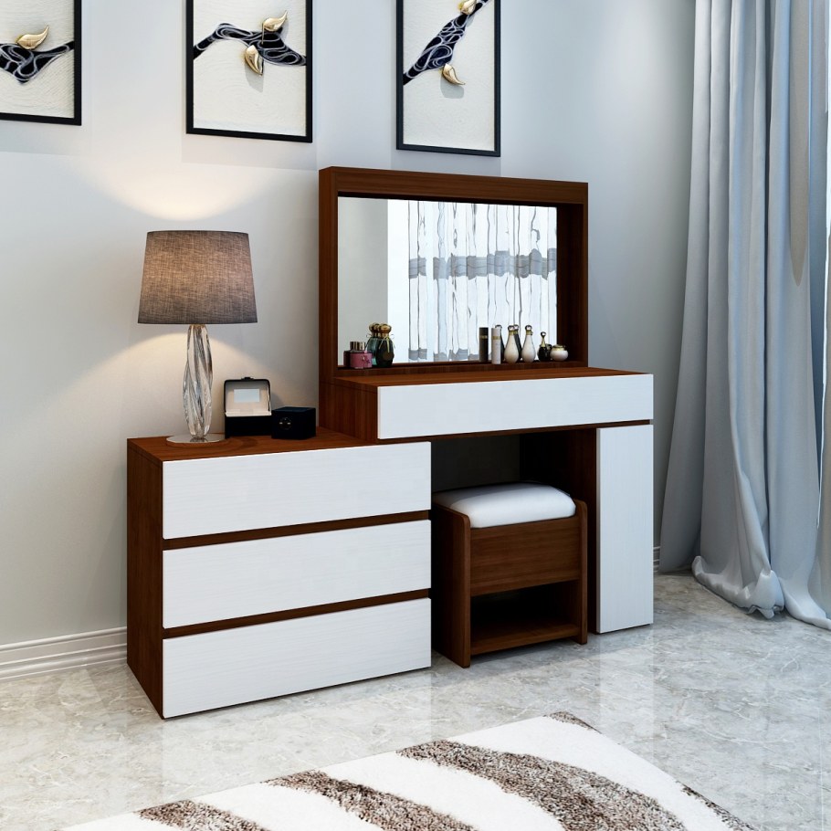 Комод с макияжным столиком