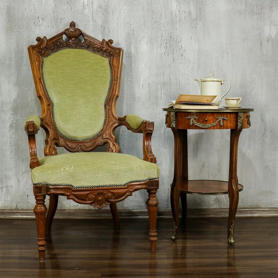 Винтажные стулья