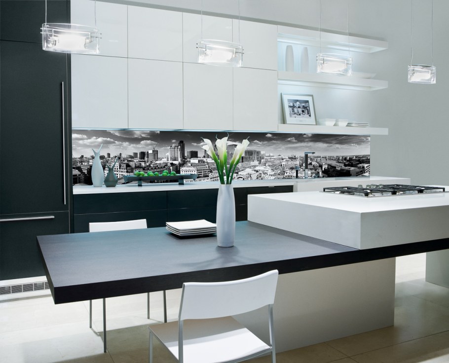 Стеклянный фартук для кухни