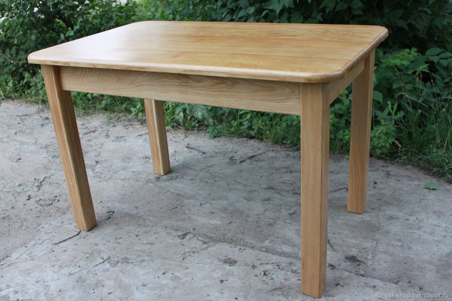 Обеденный стол из массива дуба