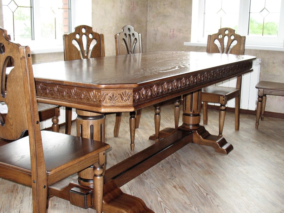 Стол из массива