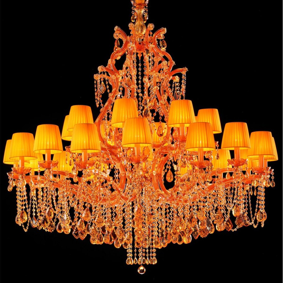 Мария Тереза Масиеро люстры