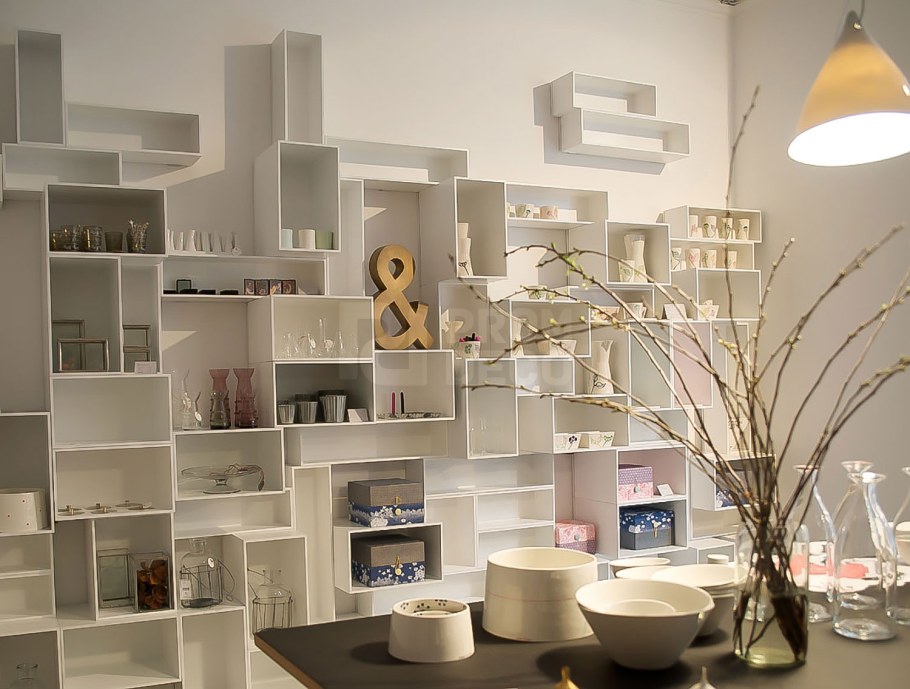 Стеллаж на стену на кухню