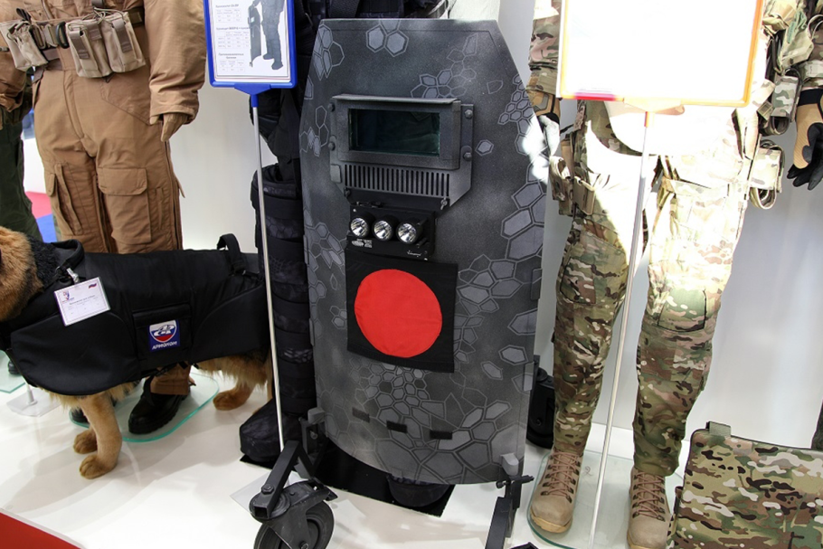 Веер 6 бронещит