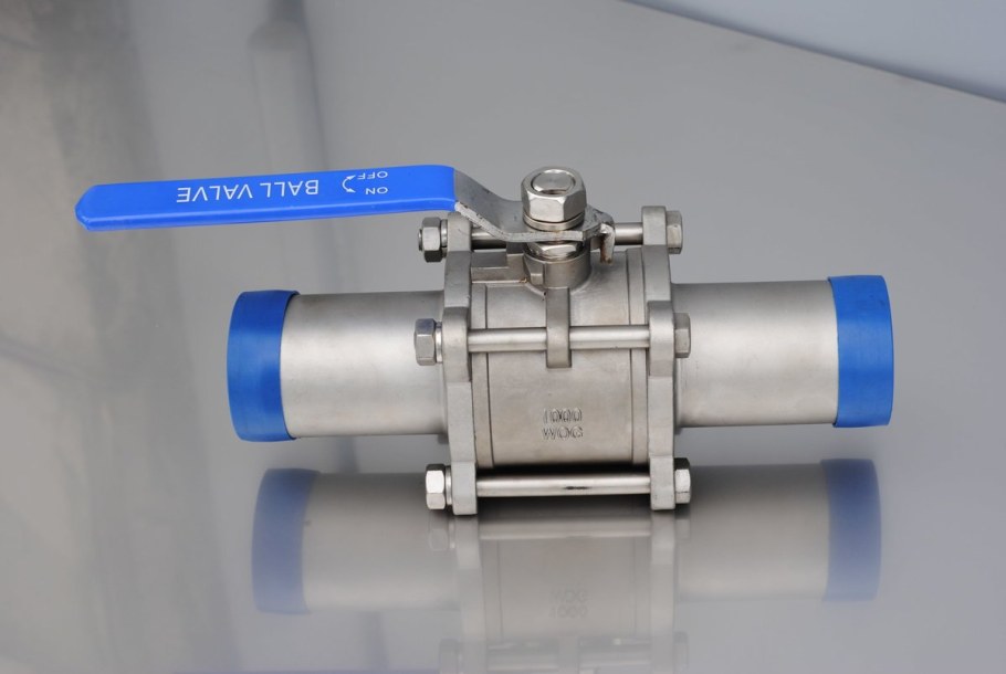 Кран шаровый трехсоставной нержавеющий