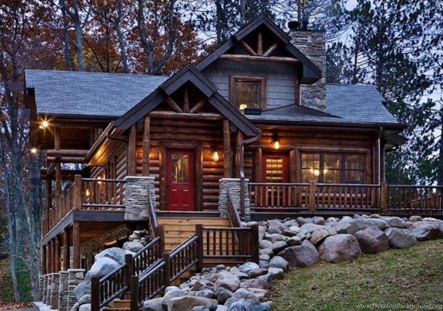 Деревянный дом в канадском стиле
