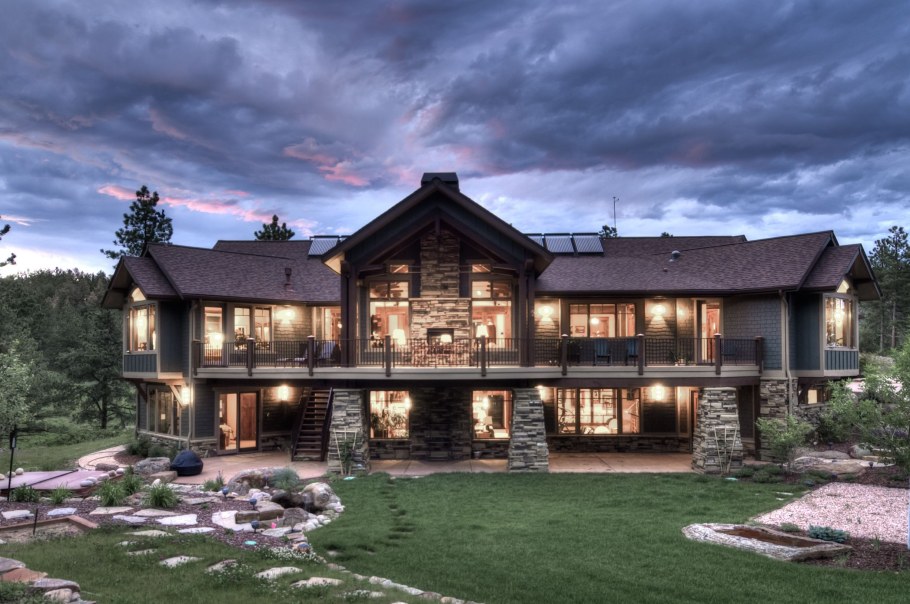 Крафтсман стиль загородный дом