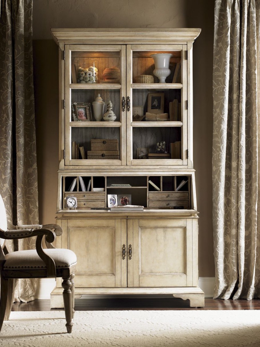 Книжный шкаф с секретарем