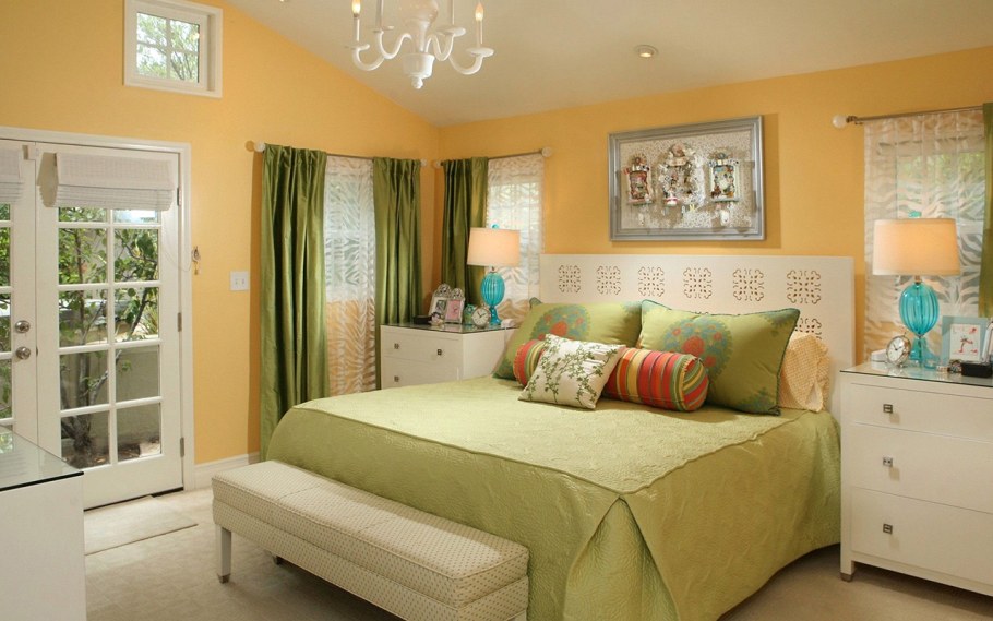 Сочетание фисташкового цвета в интерьере спальни