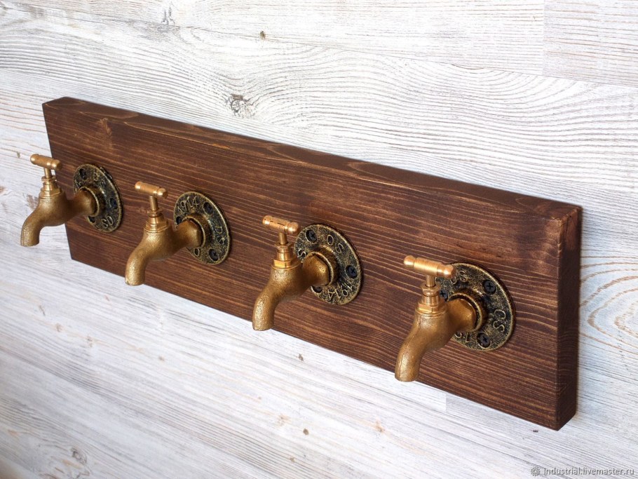 Вешалка для полотенец деревянная