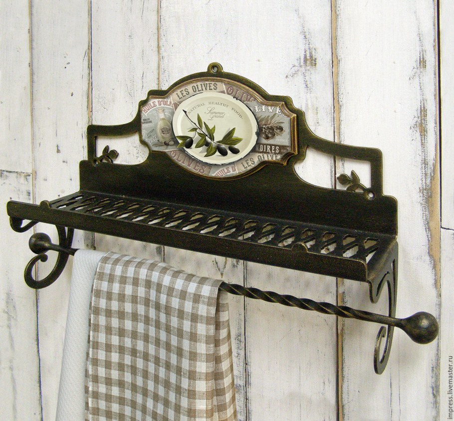 Полка для полотенец деревянная