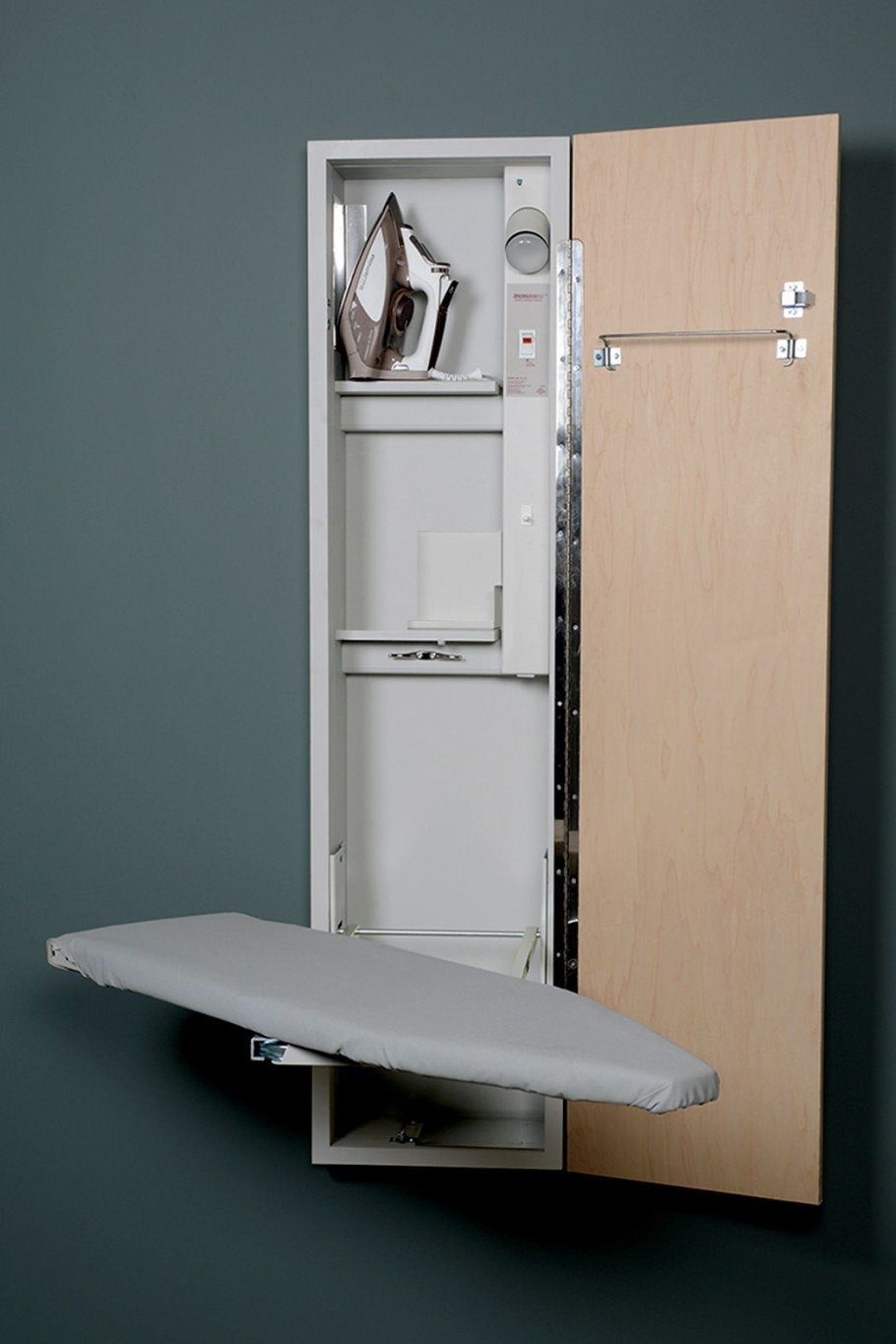 Встроенная гладильная доска икеа