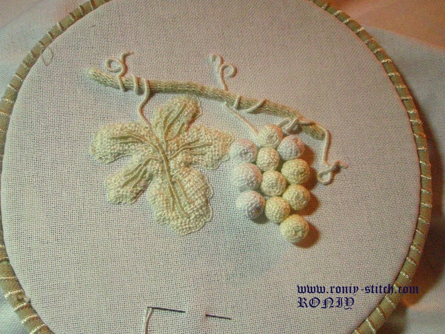 Объемная вышивка иглой