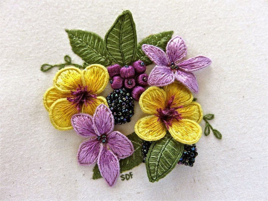 Стампворк объемная вышивка