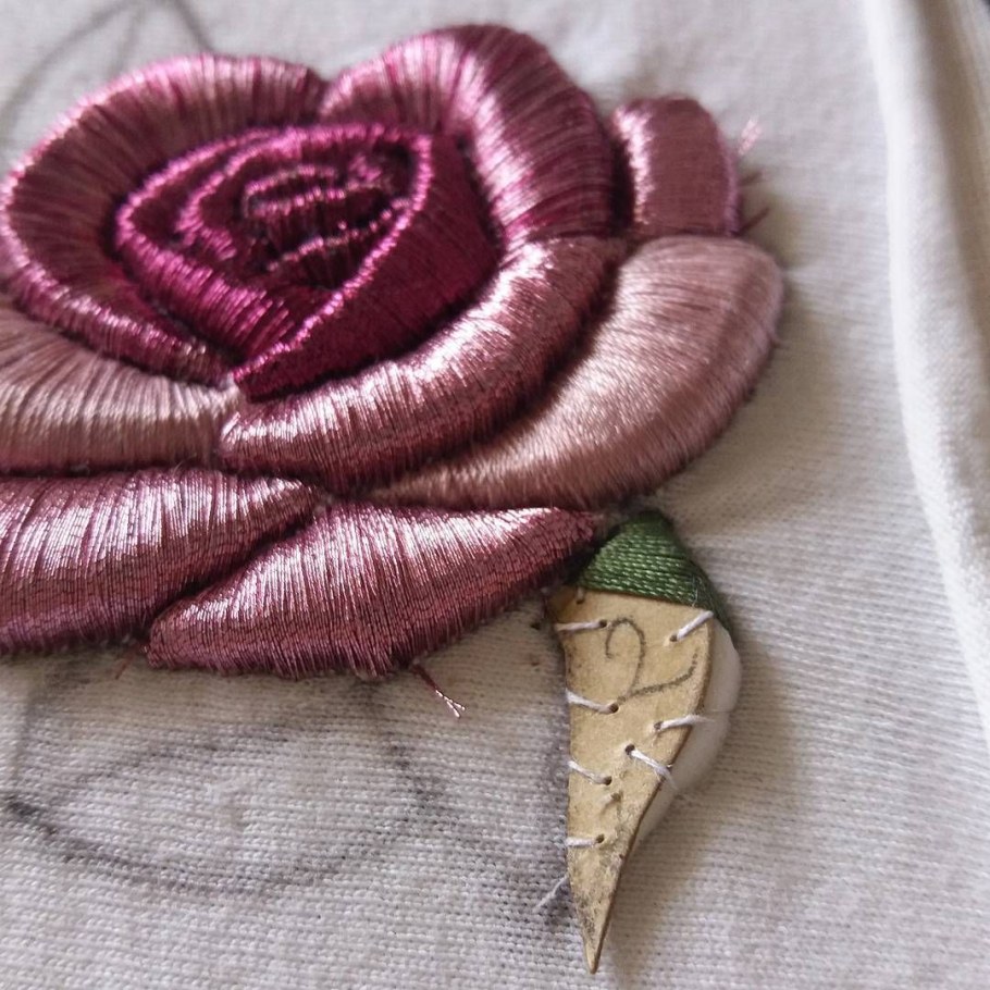 Роза кутюрная вышивка