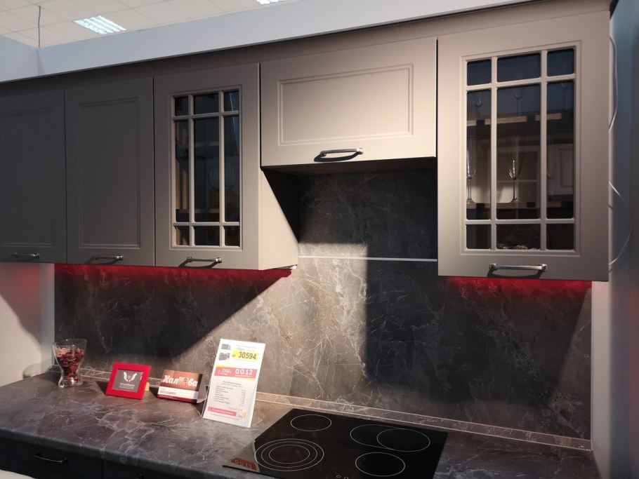 Кухня Одри серый шелк