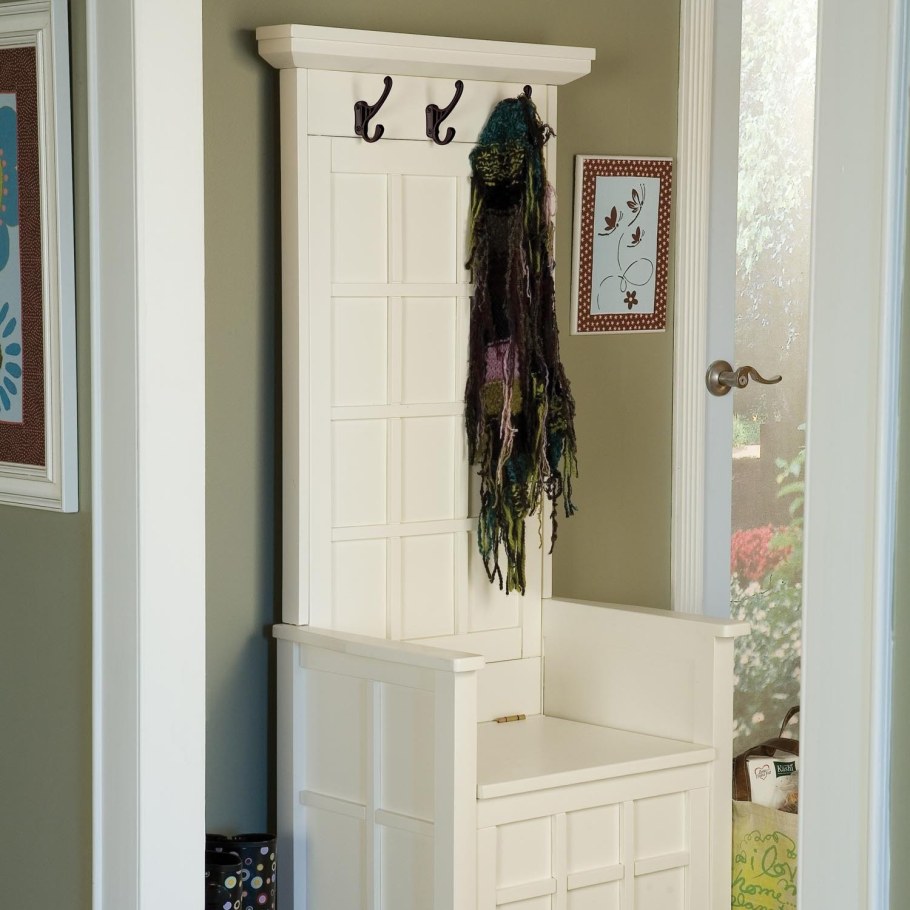 Банкетка в прихожую маленькая