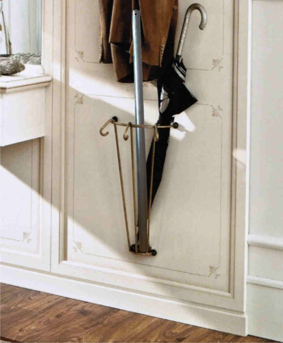 Подставка для зонтов в прихожую
