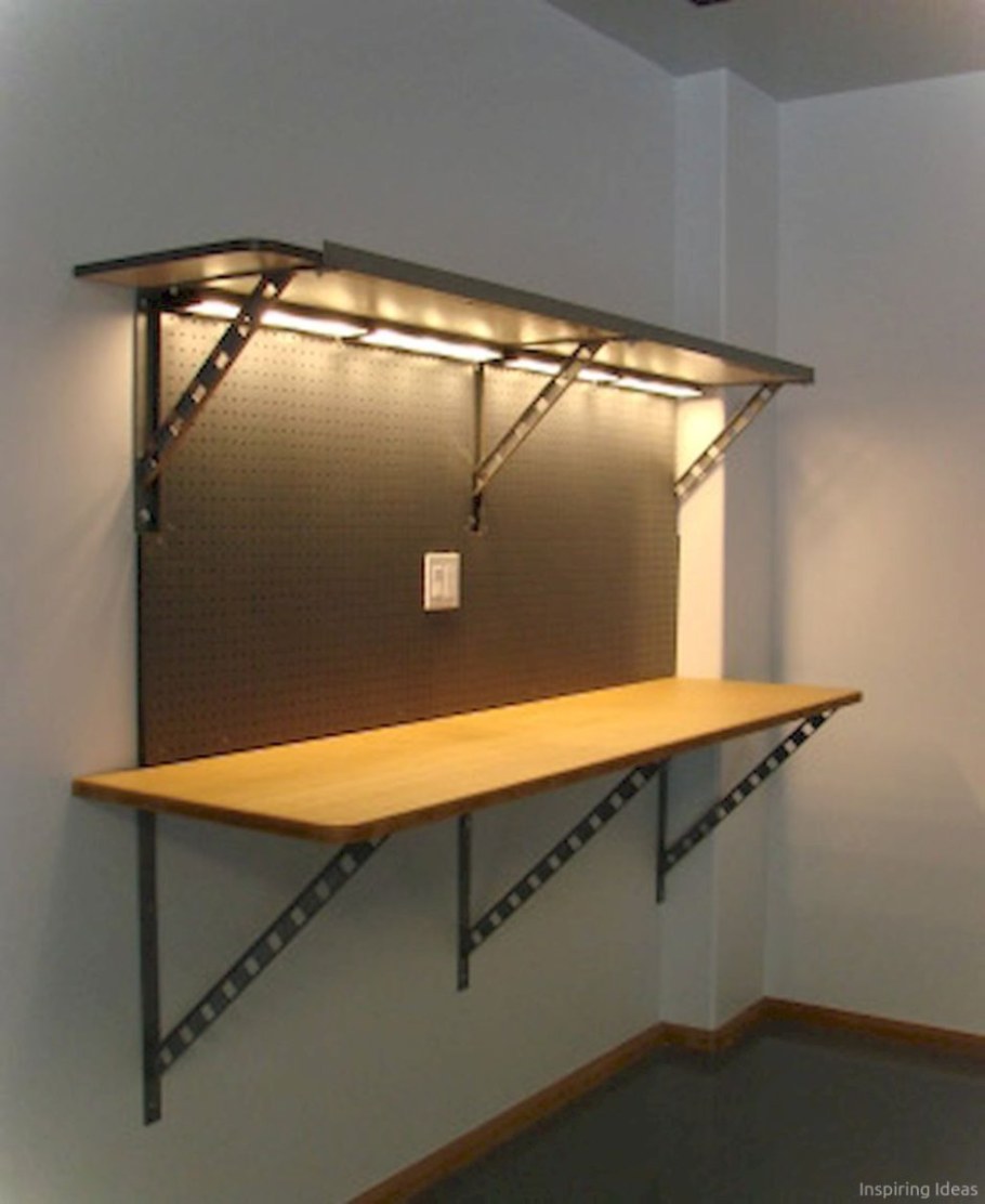 Стол и полки в гараже