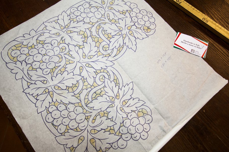 Старинная вышивка Ришелье