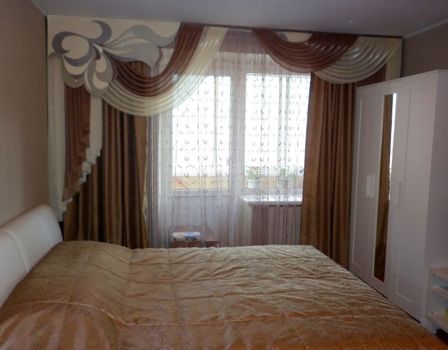 Шторы с ламбрекеном в спальню