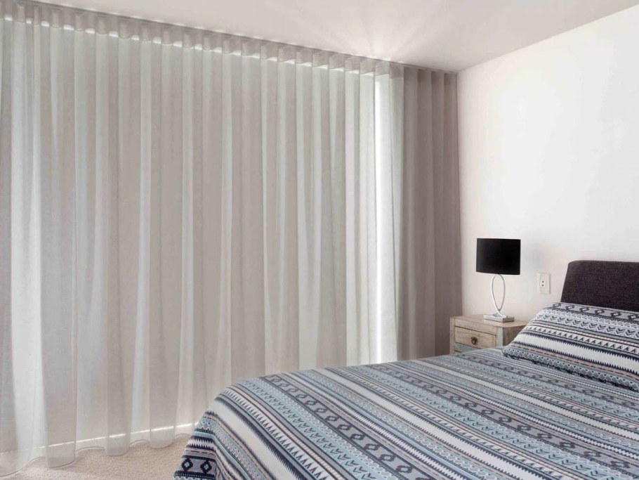 Тюль в спальню