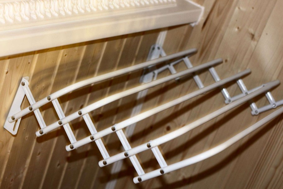 Сушилка настенная раздвижная Лиана