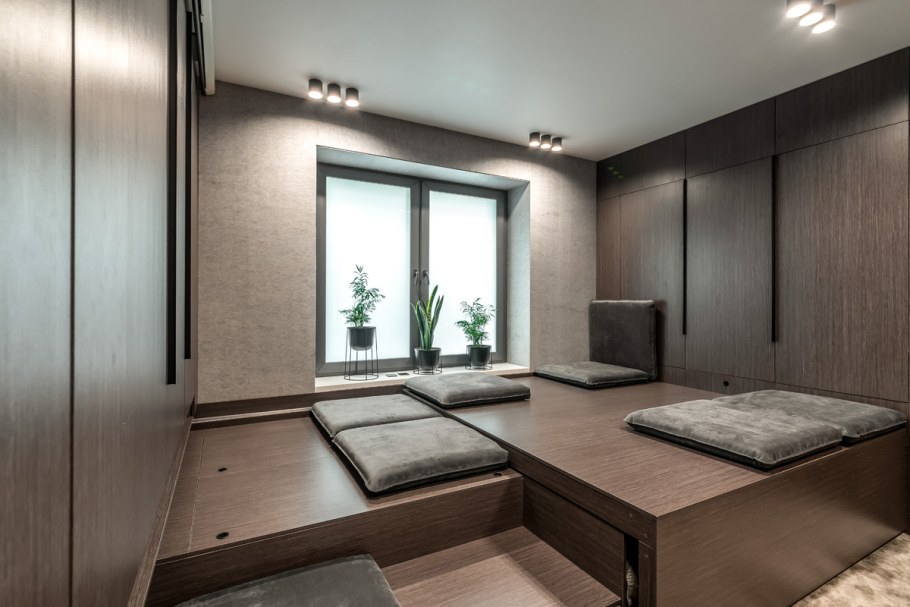 Кровать-подиум в квартирном вопросе