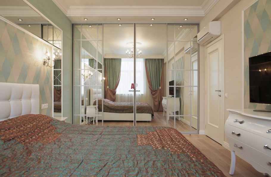 Зеркальная перегородка