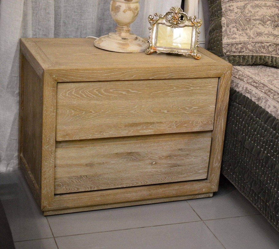 Тумба прикроватная современная из массива