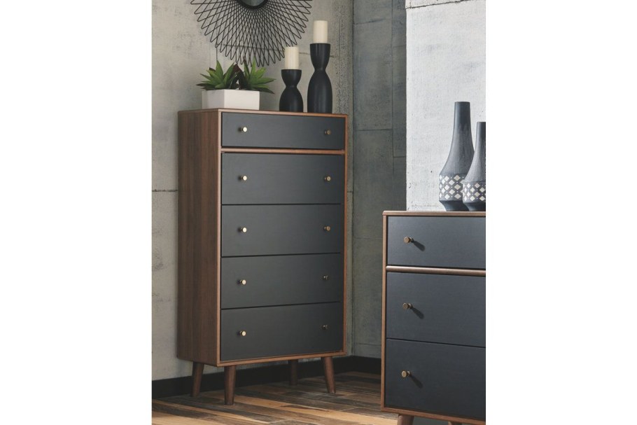 Серый комод в интерьере