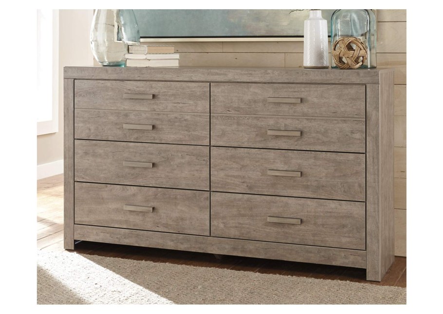 Комод серого цвета