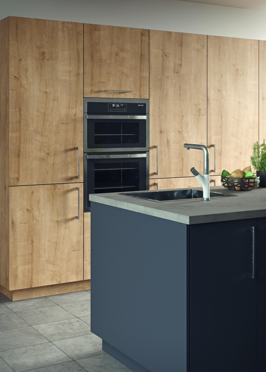 Egger f638 st16 Хромикс серебро