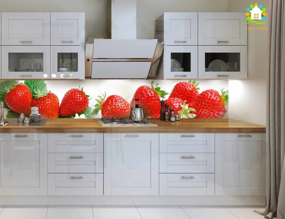 Стеновая панель для кухни клубника